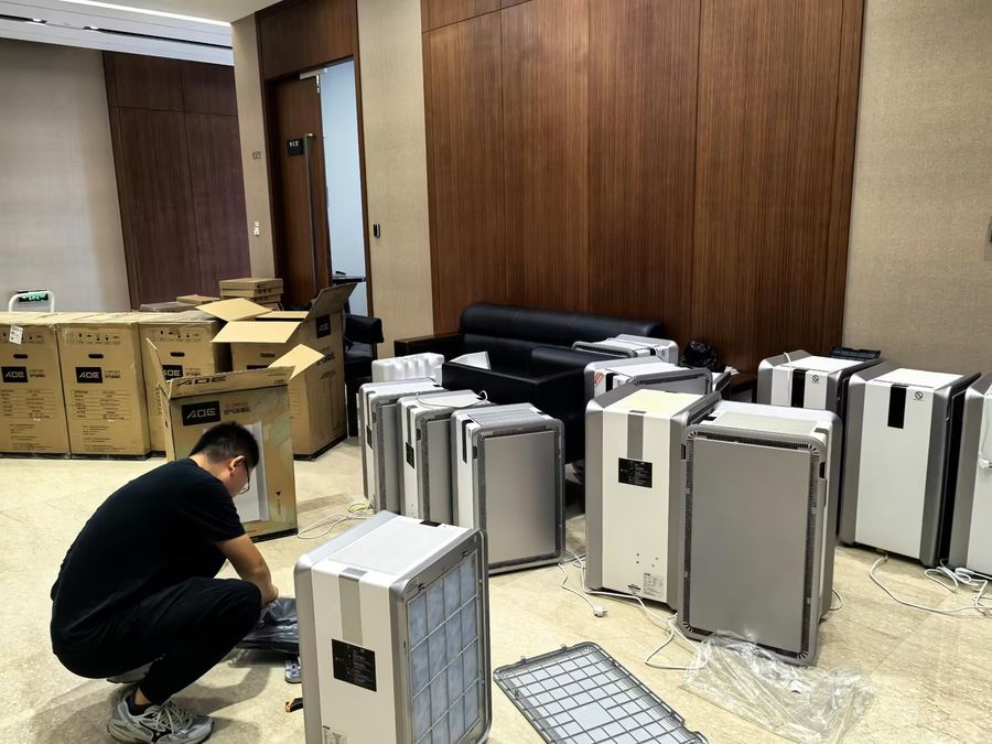 华能集团 空气消毒机项目上门服务现场